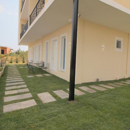 Hotel Golden Hill Ksamil Exterior foto