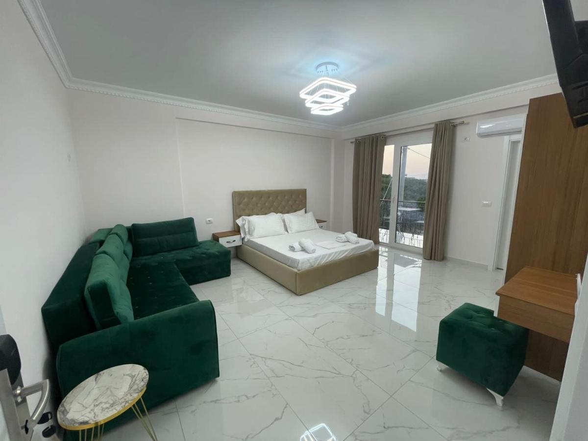 Hotel Golden Hill Ksamil Exterior foto