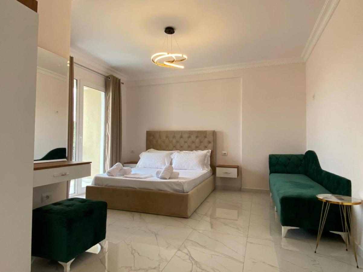 Hotel Golden Hill Ksamil Exterior foto