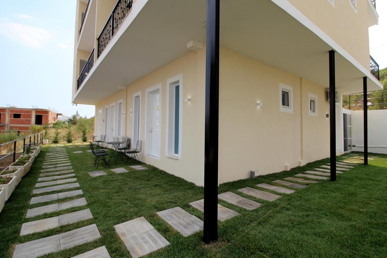 Hotel Golden Hill Ksamil Exterior foto