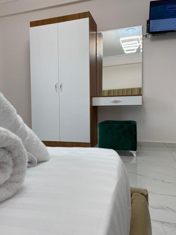 Hotel Golden Hill Ksamil Exterior foto