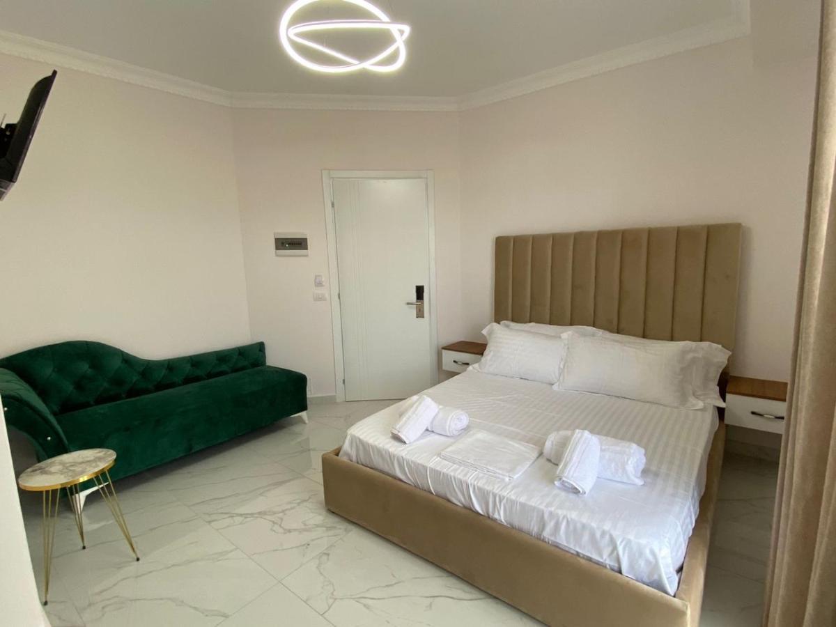 Hotel Golden Hill Ksamil Exterior foto