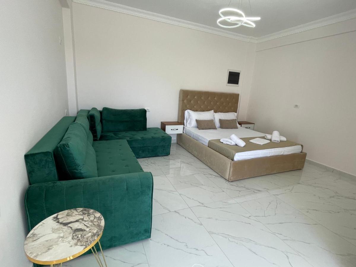Hotel Golden Hill Ksamil Exterior foto