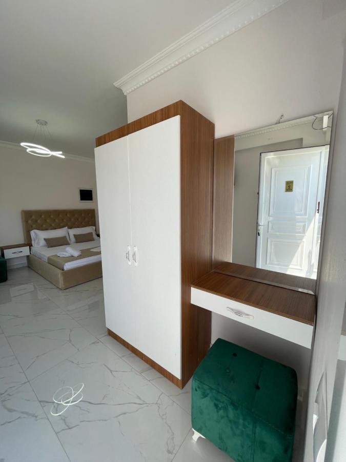 Hotel Golden Hill Ksamil Exterior foto
