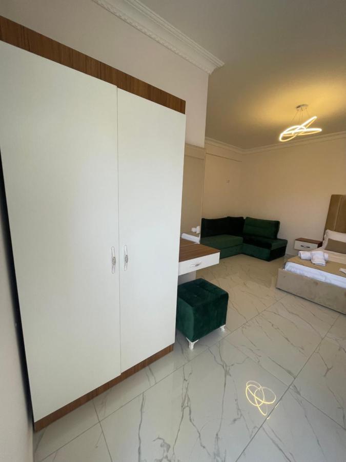 Hotel Golden Hill Ksamil Exterior foto