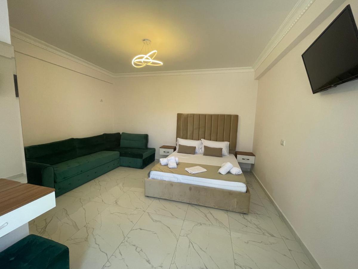 Hotel Golden Hill Ksamil Exterior foto