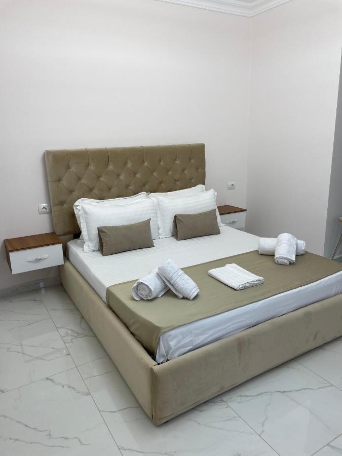 Hotel Golden Hill Ksamil Exterior foto
